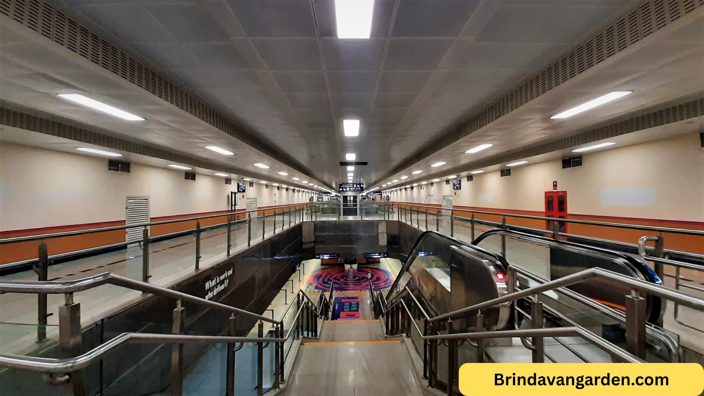 cubbon park metro station