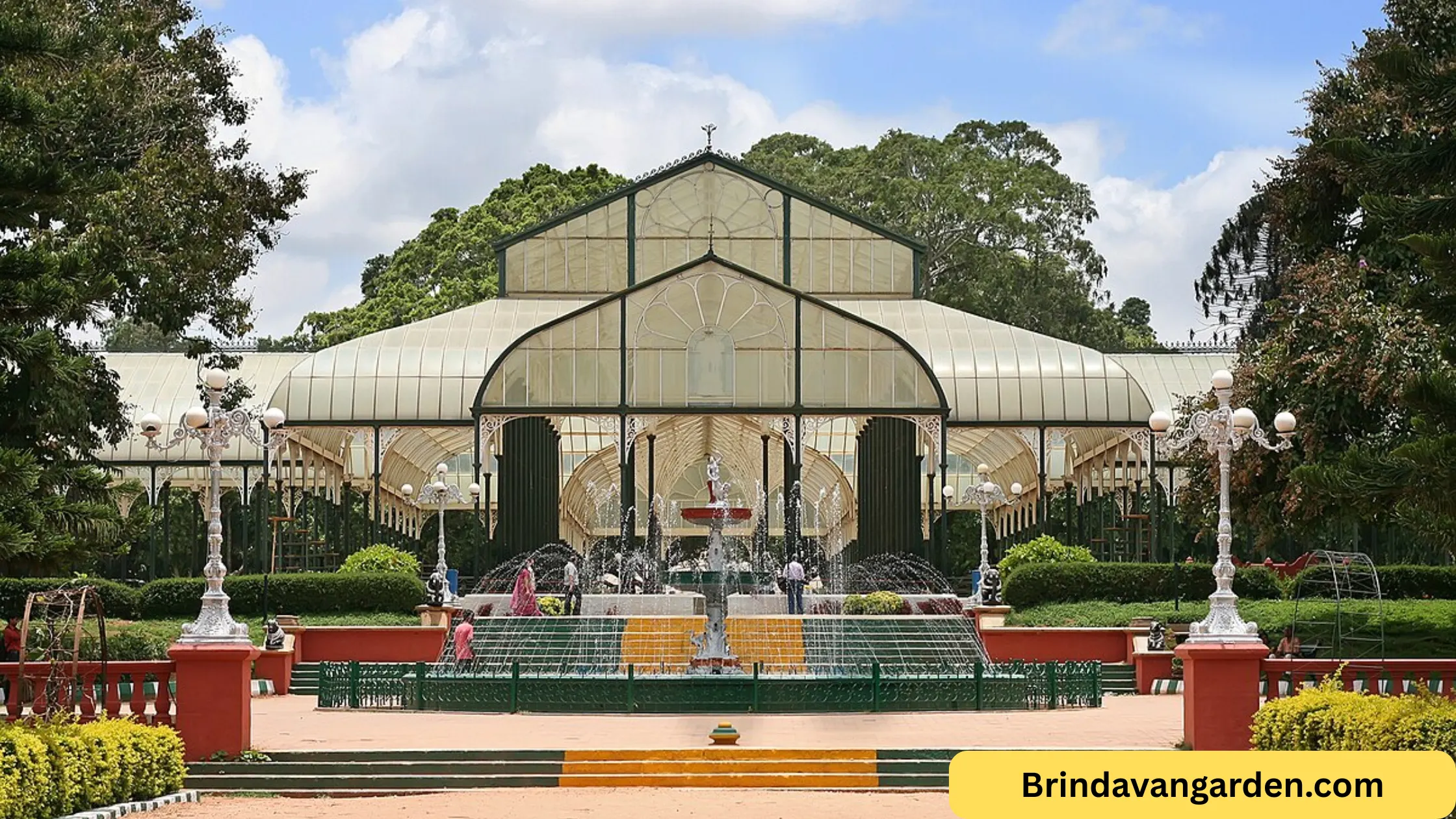 how to reach lalbagh botanical garden by metro