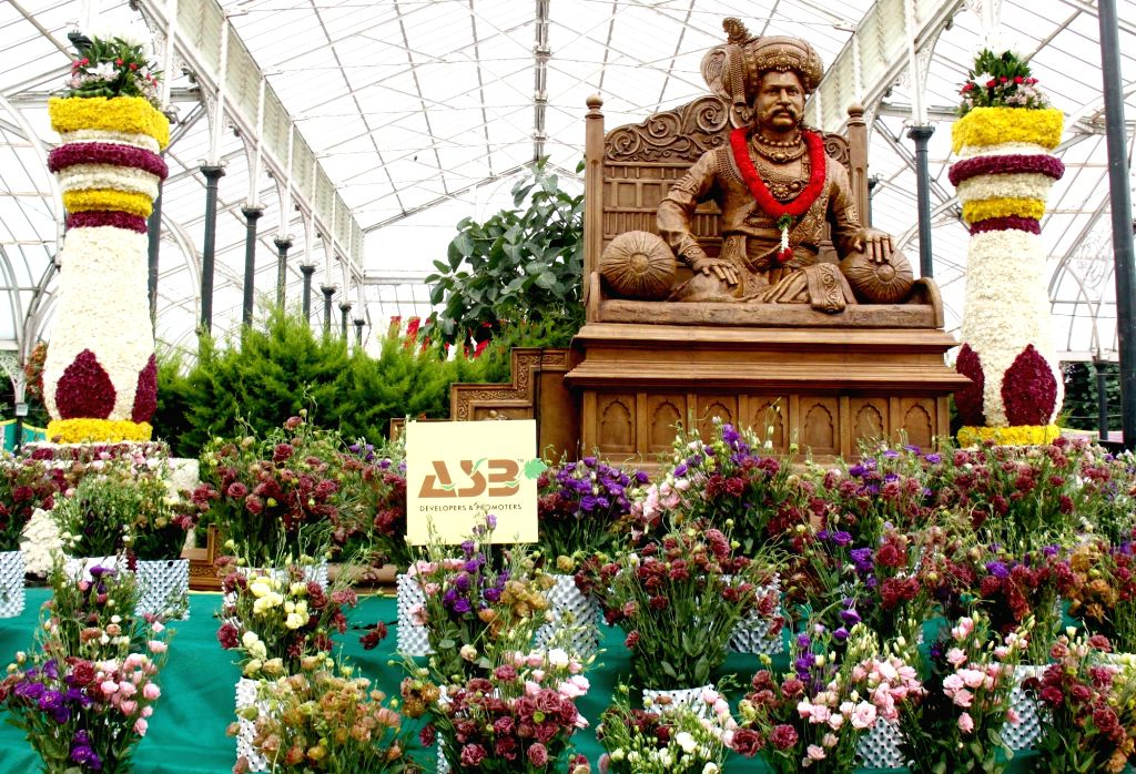 Glass House flower theme