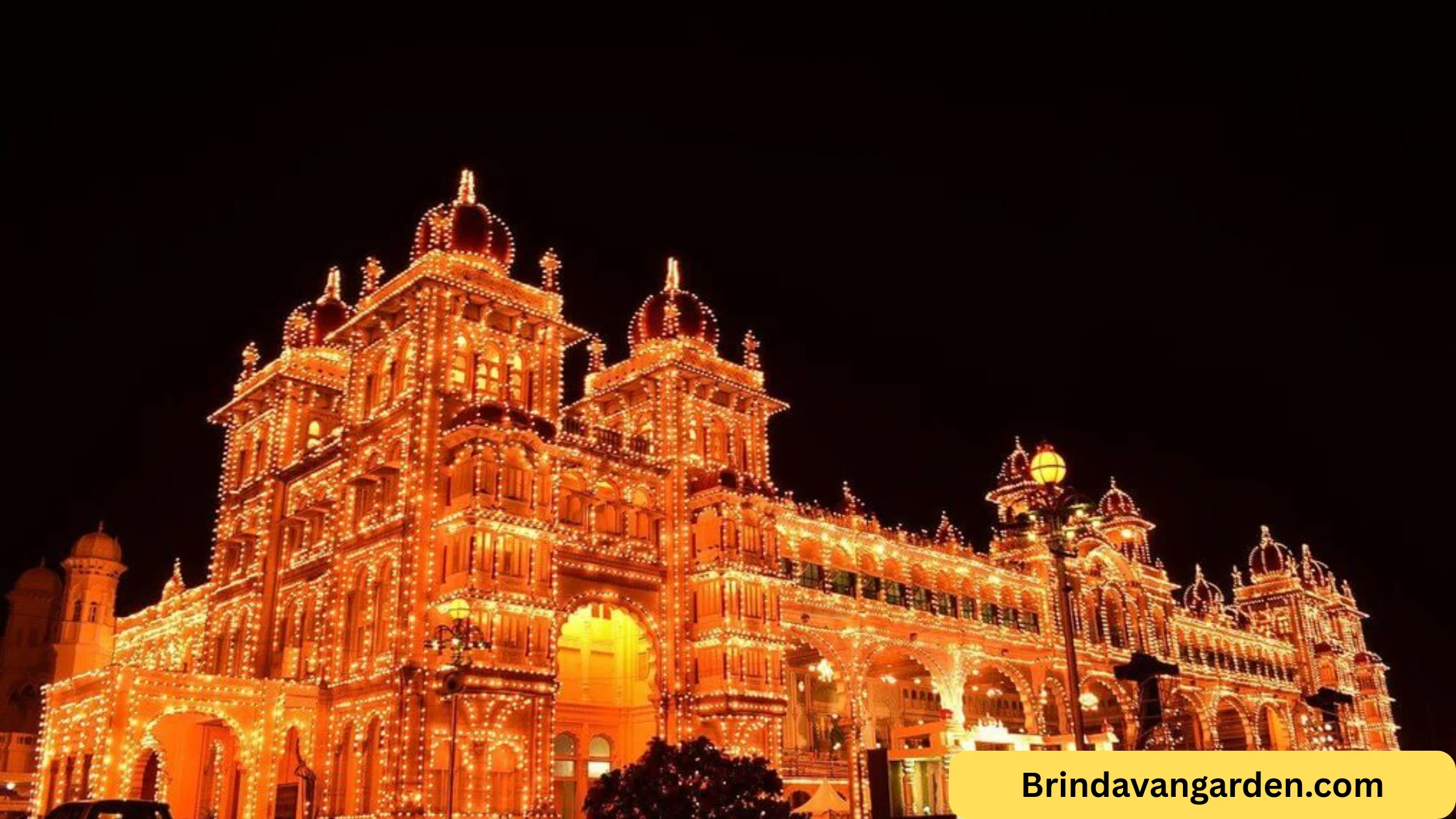 mysore palace opening hours